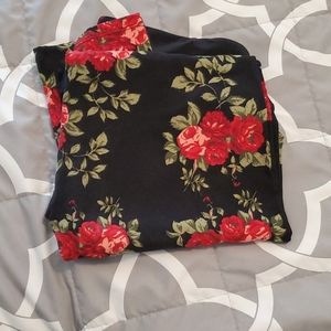 Lularoe t/c leggings- rose pattern